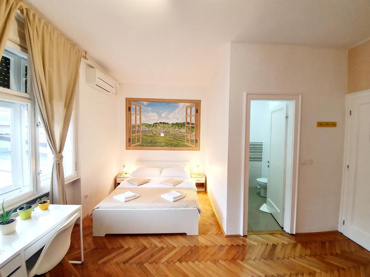 Teslova Bed & Breakfast